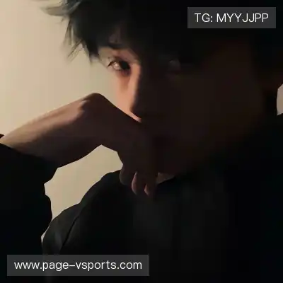 丁露娜